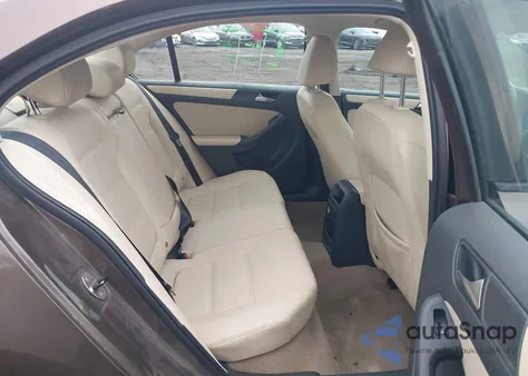 2011 Volkswagen Jetta 2.5L Se from USA, damaged, VIN 3VWDZ7AJ5BM077838